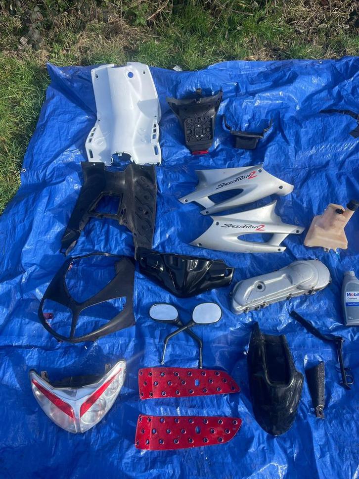 Pièces Peugeot/ Speedfight 2, Vélos & Vélomoteurs, Scooters | Peugeot, Comme neuf, Speedfight, Enlèvement