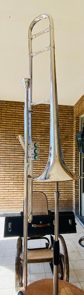 Alto - Trompet - bugels, Muziek en Instrumenten, Blaasinstrumenten | Overige, Zo goed als nieuw, Ophalen