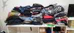 Gros lot divers vêtements jeux livre, Divers, Lots de brocante, Enlèvement, Comme neuf