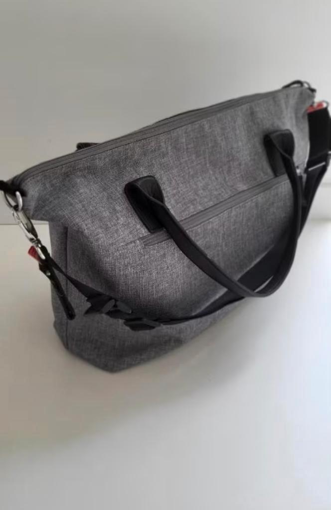 Verzorgingstas - Babymel, Kinderen en Baby's, Luiertassen, Zo goed als nieuw, Schoudertas, Ophalen