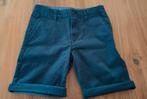 Donkerblauwe jeans short bermuda maat 134 - 9 jaar, Broek, Zo goed als nieuw, Ophalen