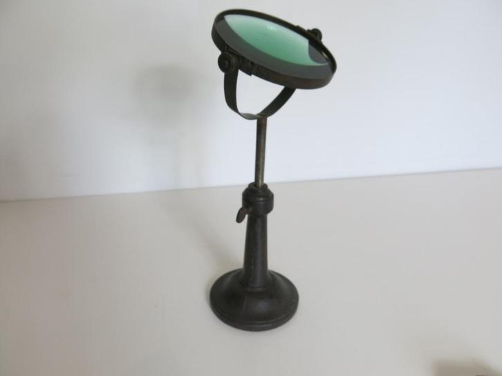 loopvergrootglas RV hoogte regelbaar gietijzer, Antiek en Kunst, Antiek | Woonaccessoires, Ophalen of Verzenden