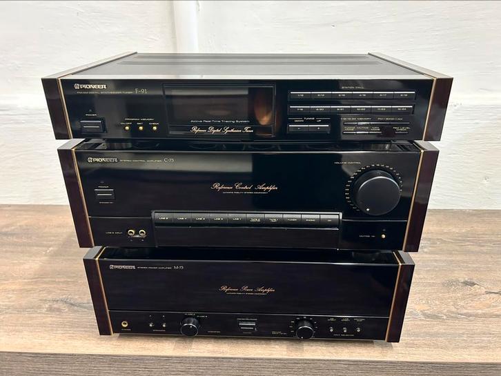 Pioneer C-73+M-73+F-91 Reference urushi, Audio, Tv en Foto, Versterkers en Ontvangers, Zo goed als nieuw, Stereo, 120 watt of meer