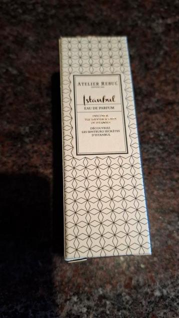 Istanbul 12ml (nieuw) eau de parfum voor mannen, Verzamelen, Ophalen of Verzenden, Nieuw, Miniatuur, Gevuld