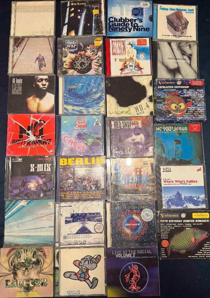 CD collection particulière / Lot 10 / 27 CD Techno 90's, CD & DVD, CD | Dance & House, Utilisé, Techno ou Trance, Enlèvement ou Envoi