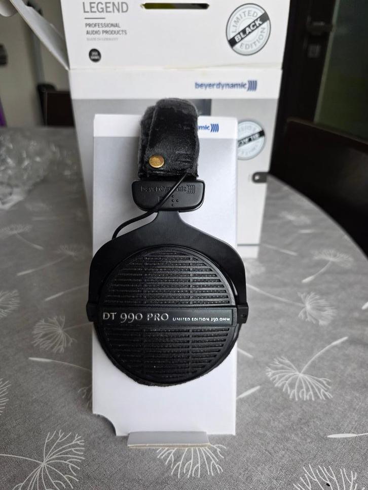 Beyerdynamic DT 990 Pro koptelefoon (zwarte editie) 250 Ohm, Audio, Tv en Foto, Hoofdtelefoons, Gebruikt, Over oor (circumaural)