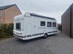 Caravane dethleffs 480 QLK 6 couchage - Etat casi neuf, Hordeur, Treinzit, 1000 - 1250 kg, Dwars-stapelbed