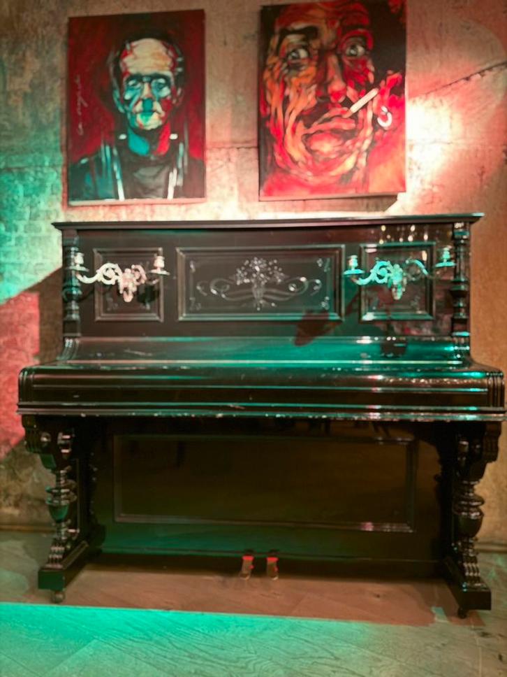 Buffetpiano, Muziek en Instrumenten, Piano's, Gebruikt, Piano, Zwart, Hoogglans, Ophalen