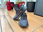 Adidas Yeezy Dames 37, Sport en Fitness, Zo goed als nieuw