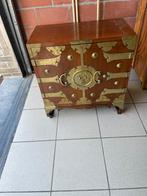 Petite armoire élégante Armoire en bois massif, Ophalen, Zo goed als nieuw