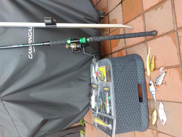 Meerval set, Watersport en Boten, Hengelsport | Algemeen, Zo goed als nieuw, Kunstaas, Ophalen