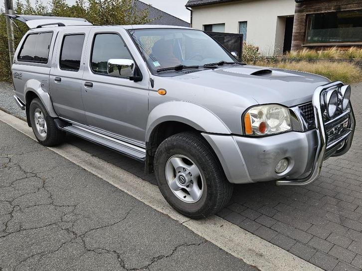 Nissan Navara BJ 2007 weinig kilometers !, Auto's, Nissan, Particulier, Navara double cab, 4x4, Airbags, Airconditioning, Centrale vergrendeling