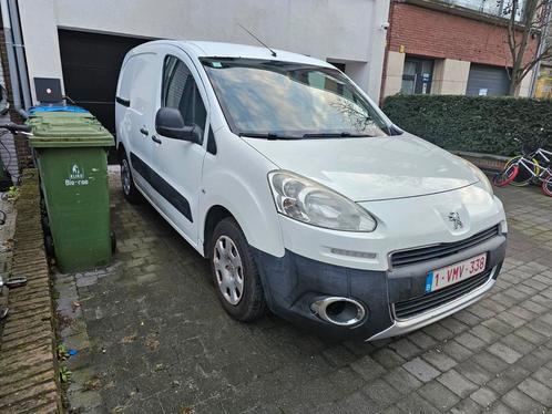 Peugeot partner 3 zit EURO 5, Auto's, Bestelwagens en Lichte vracht, Peugeot, Diesel, Euro 5, Handgeschakeld, Ophalen