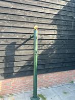Twee wasplaatspalen, Dieren en Toebehoren