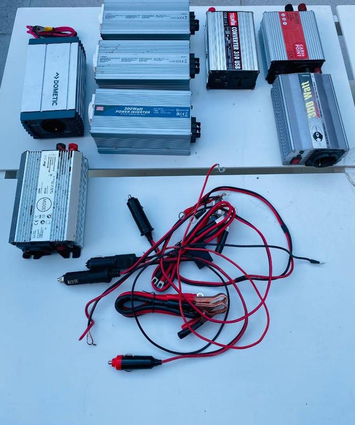 Omvormer inverter mobilhome 12 volt 230 volt, Caravans en Kamperen, Mobilhome-accessoires, Zo goed als nieuw, Ophalen