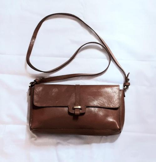 Beau sac à bandoulière / sac de soirée en cuir de buffle, Bijoux, Sacs & Beauté, Sacs | Sacs à bandoulière, Comme neuf, Autres marques