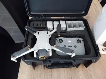 Een prachtige DJI mini 3 amper gebruikt !!  beschikbaar voor biedingen