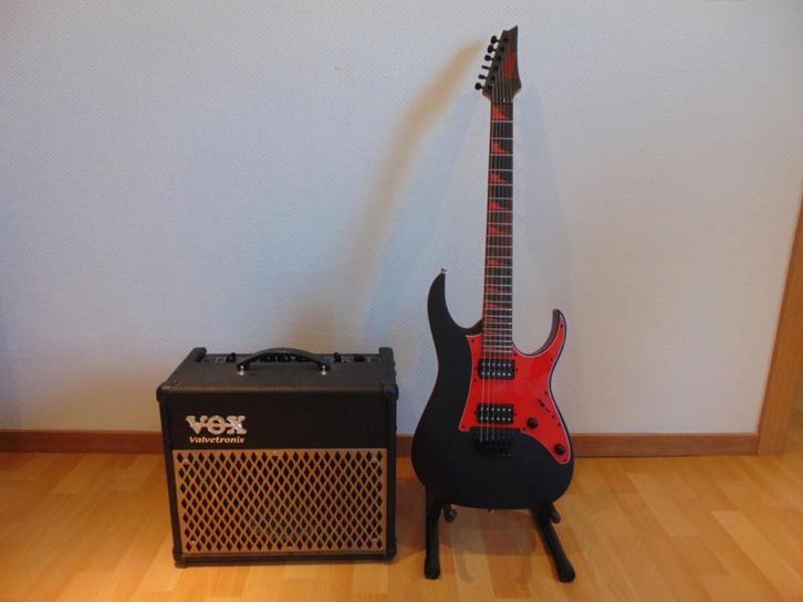 Ibanez GRG131DX Black Flat + AMP Vox AD15VT Valvetronix ., Muziek en Instrumenten, Snaarinstrumenten | Gitaren | Elektrisch, Nieuw