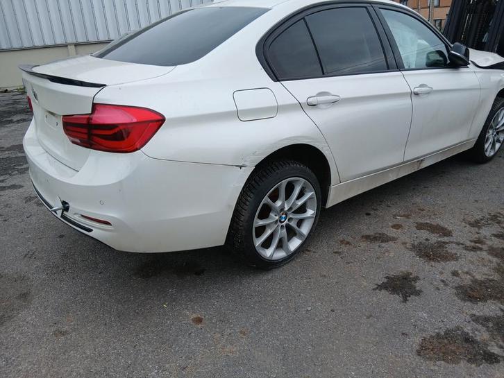 Toutes pièces bmw série 318d f30 lci moteur b47 color 300, Autos : Pièces & Accessoires, Autres pièces automobiles, BMW, Enlèvement ou Envoi