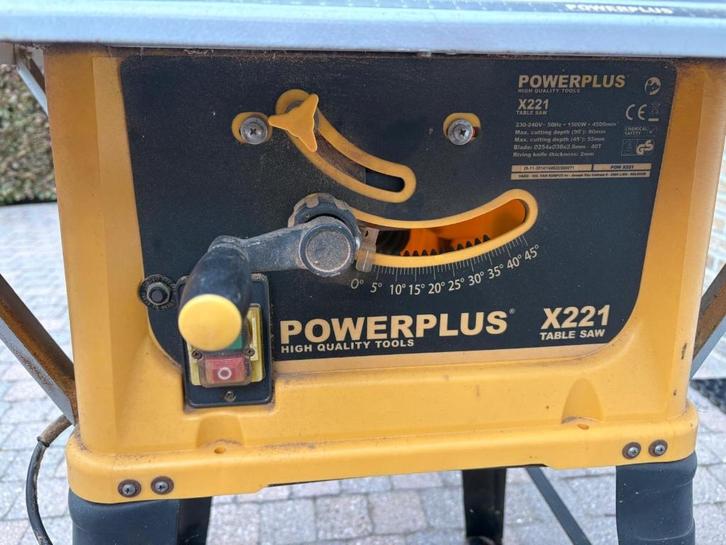Zaagtafel Powerplus X221, Doe-het-zelf en Bouw, Gereedschap | Zaagmachines, Gebruikt, Afkortzaag, 1200 watt of meer, Ophalen
