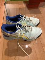 Chaussure hockey mixte ASICS taille 39, tres bon état, Utilisé