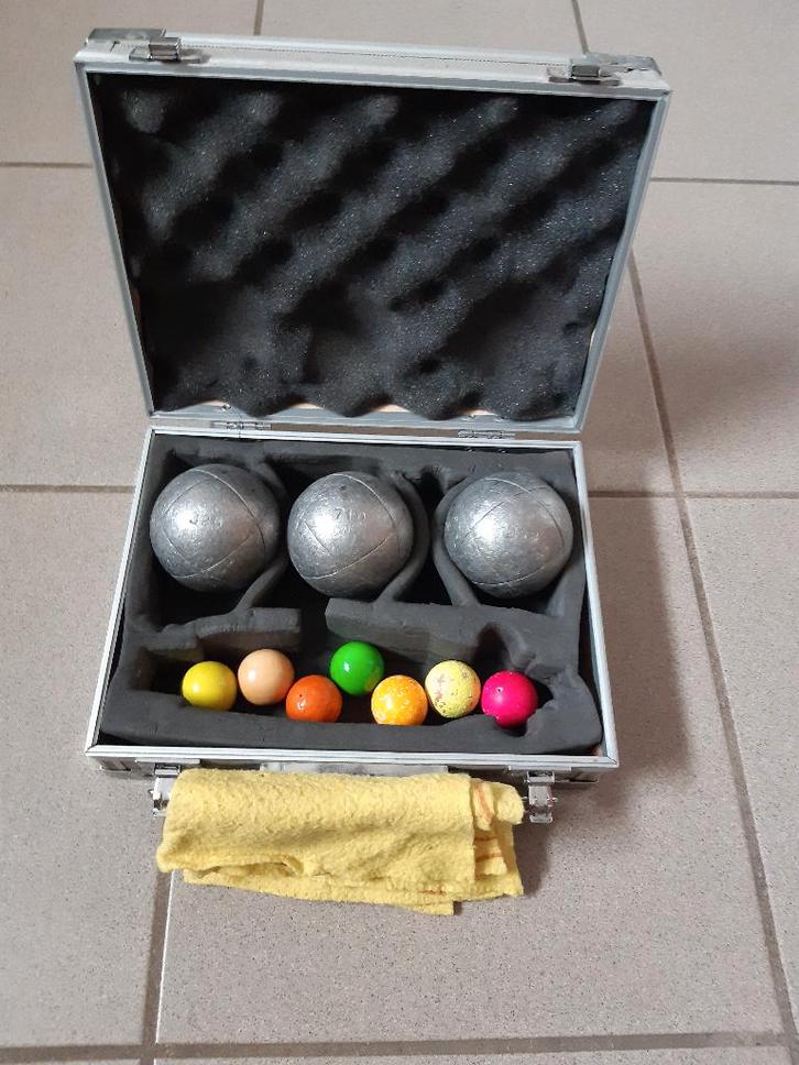 Set JB Petanqueballen 710 gr * 72 mm * met koffertje, Hobby & Loisirs créatifs, Jeux de société | Autre, Utilisé, 1 ou 2 joueurs