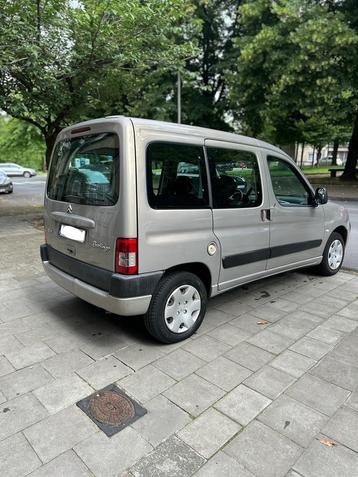 Citroen Berlingo 1.4i benzine 5zits start en rijdt zeer goed beschikbaar voor biedingen
