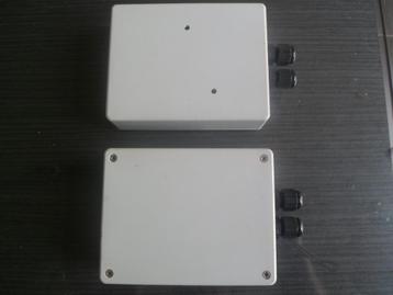 Contactdozen (2x), wit-beige met 2 wartels M12x1.5 zwart beschikbaar voor biedingen