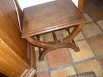 2 DEZELFDE OUDE EIKEN BANKJES, Antiek en Kunst, Curiosa en Brocante, Ophalen