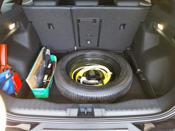Nood reservewiel voor verschillende types elektrische wagens beschikbaar voor biedingen