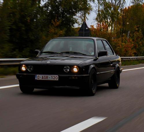BMW E30 318 gereviseerd, Auto's, BMW, Particulier, 3 Reeks, Elektrische buitenspiegels, Benzine, Euro 1, Coupé, 3 deurs, Handgeschakeld