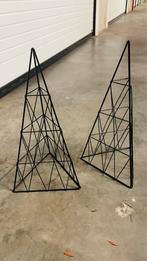 Metalen piramides / kerstversiering hoogte 40cm, 20x20x20, Diversen, Ophalen of Verzenden