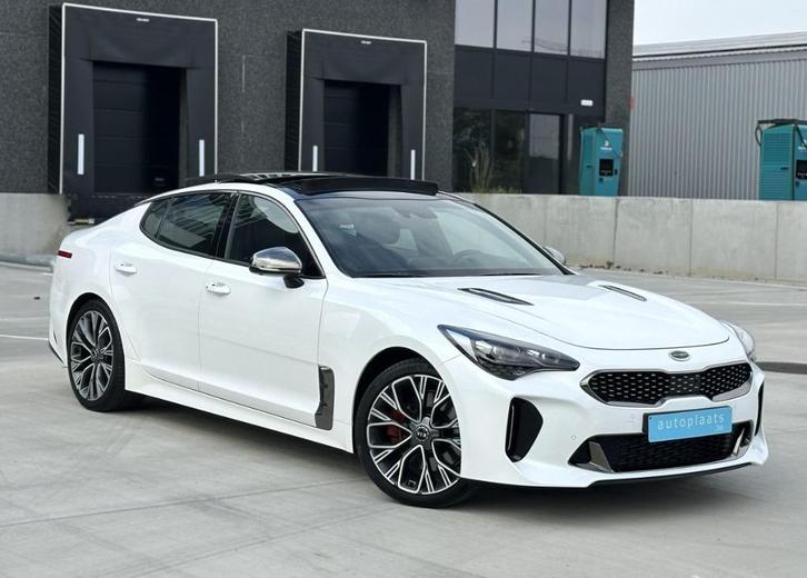Kia Stinger Turbo GT Line 2018 16673km, Auto's, Kia, Bedrijf, Te koop, Stinger, 360° camera, ABS, Achteruitrijcamera, Adaptieve lichten