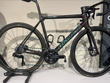 Bianchi Specialissima Shimano Dura Ace 12-speed di2 Oltre beschikbaar voor biedingen