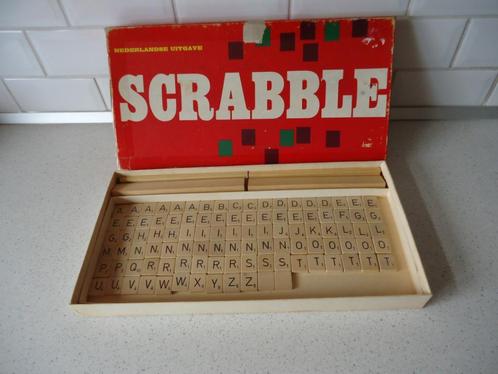Vintage "Scrabble" Original  als Nieuw !, Hobby en Vrije tijd, Gezelschapsspellen | Bordspellen, Zo goed als nieuw, Een of twee spelers