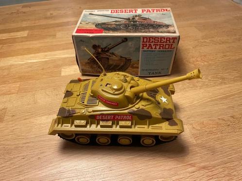 Vintage legertank SHERMAN M-4, Antiek en Kunst, Antiek | Speelgoed, Ophalen
