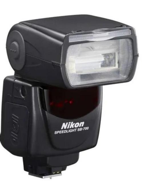 Flash cobra Nikon SB 700, Audio, Tv en Foto, Foto | Flitsers, Zo goed als nieuw, Nikon, Kantelbaar, Ophalen of Verzenden