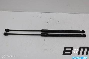 Set gasdrukveren achterklep VW Polo 6R 6R6827550A beschikbaar voor biedingen