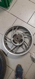 Jante arrière yamaha rdlc 4l0