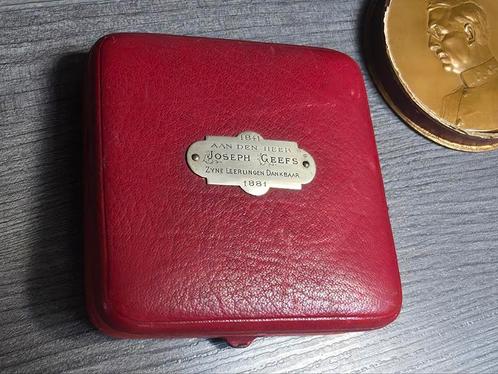 medaille uit erfenis beeldhouwer Jos ( Joseph ) Geefs, Postzegels en Munten, Munten | Europa | Euromunten, Ophalen of Verzenden