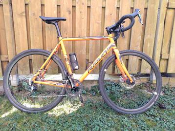 X-bow Ridley, large, oranje, tiagra groep beschikbaar voor biedingen