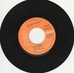 45T (7") vinyl single : 'It's now or never'  Elvis Presley., Cd's en Dvd's, Ophalen of Verzenden, 1960 tot 1980, Gebruikt, Overige formaten