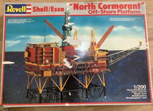 Revell Shell-Esso North Cormorant Off-Shore Platform 1-200, Hobby en Vrije tijd, Modelbouw | Figuren en Diorama's, Zo goed als nieuw