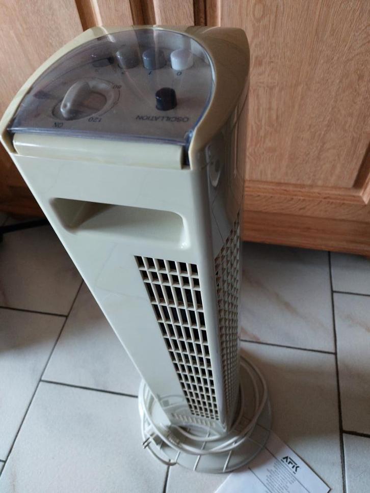 Ventilateurs AFK colonne rotatif minuterie (40€ pour 2), Elektronische apparatuur, Ventilatoren, Gebruikt, Torenventilator, Ophalen
