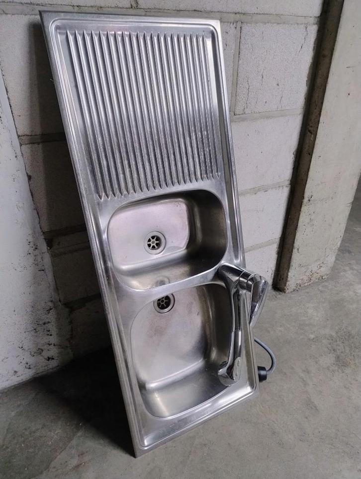Keuken wastafel met kraan, Doe-het-zelf en Bouw, Sanitair, Gebruikt, Overige typen, Chroom, Inox, Ophalen