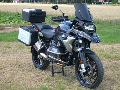BMW R 1250 GS TRIPLE BLACK **3.200 KM**, Motoren, Motoren | BMW, Bedrijf, Toermotor, meer dan 35 kW, 2 cilinders, Ophalen of Verzenden