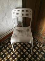 witte stoel in metaal met leuning en zitting in pvc Prijs: €, Twee, Metaal, Ophalen