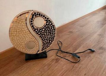 Unieke Yin-Yang Mozaïeklamp. beschikbaar voor biedingen