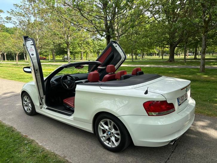 Bmw 118d Cabrio, Auto's, BMW, Particulier, 1 Reeks, Diesel, Euro 5, Cabriolet, 2 deurs, Handgeschakeld, Wit, Overige kleuren, Leder