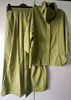 Broek  en  blouse  ( Set )  -  Mt  Medium  ( NIEUW ), Vêtements | Femmes, Culottes & Pantalons, Enlèvement ou Envoi, Neuf